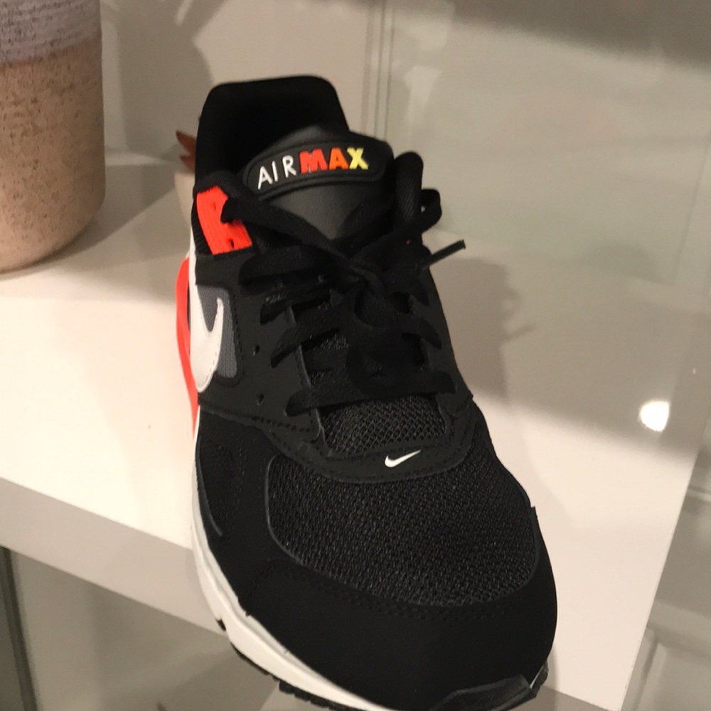New Nike Airmax